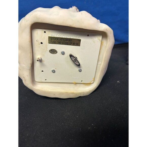 Porcelain Pegasus & Foal Carousel Figurine Music Box "The Sound Of Music" Pastel - Picture 5 of 5